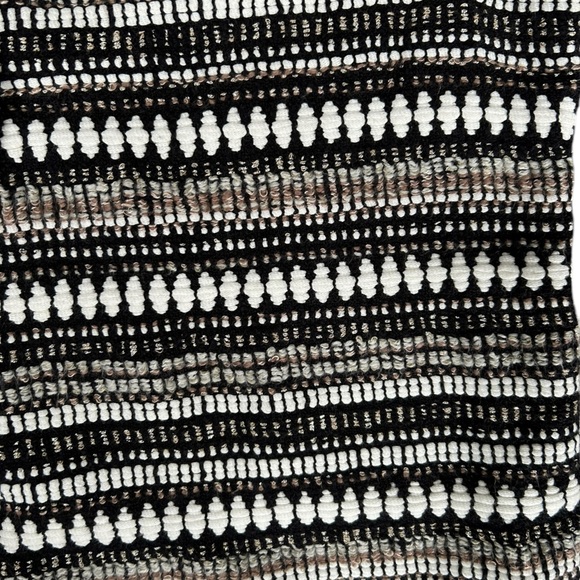 NWT Chicos Textured Stripe Cardigan Sweater Long Sleeve Button Close.Black White - Picture 7 of 9